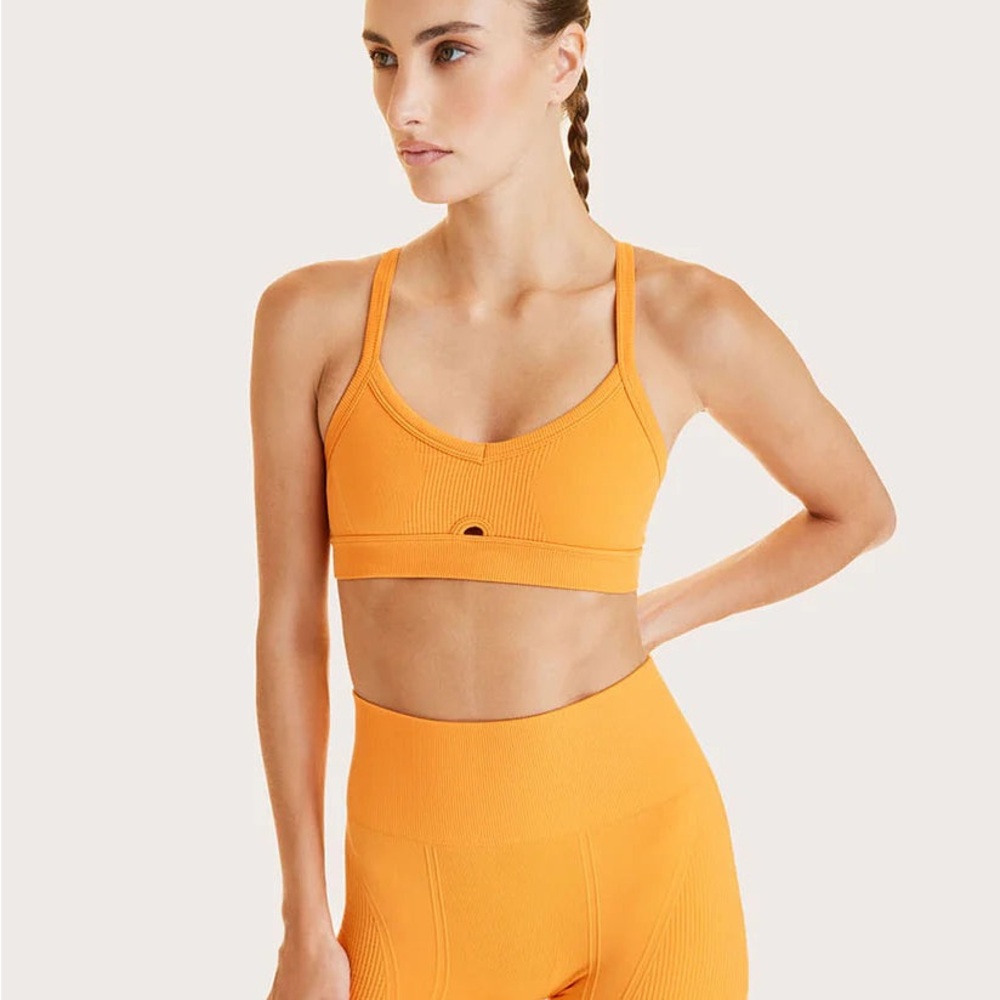 ALALA BARRE CAMI BRA Seamless Tangerine Orange Sports Bra Large